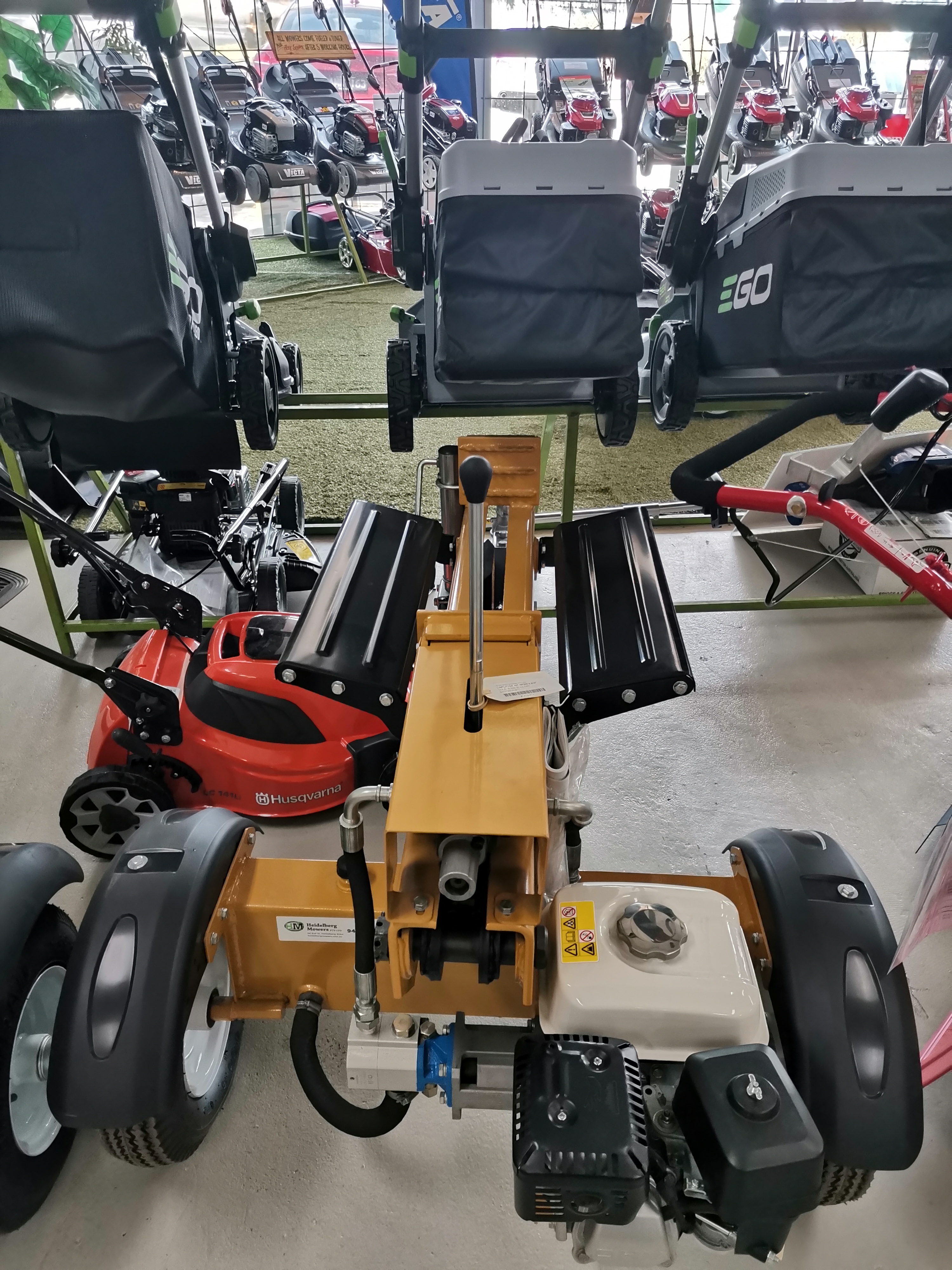 16T-1 16 Ton Logsplitter – Honda 6.5Hp GP200