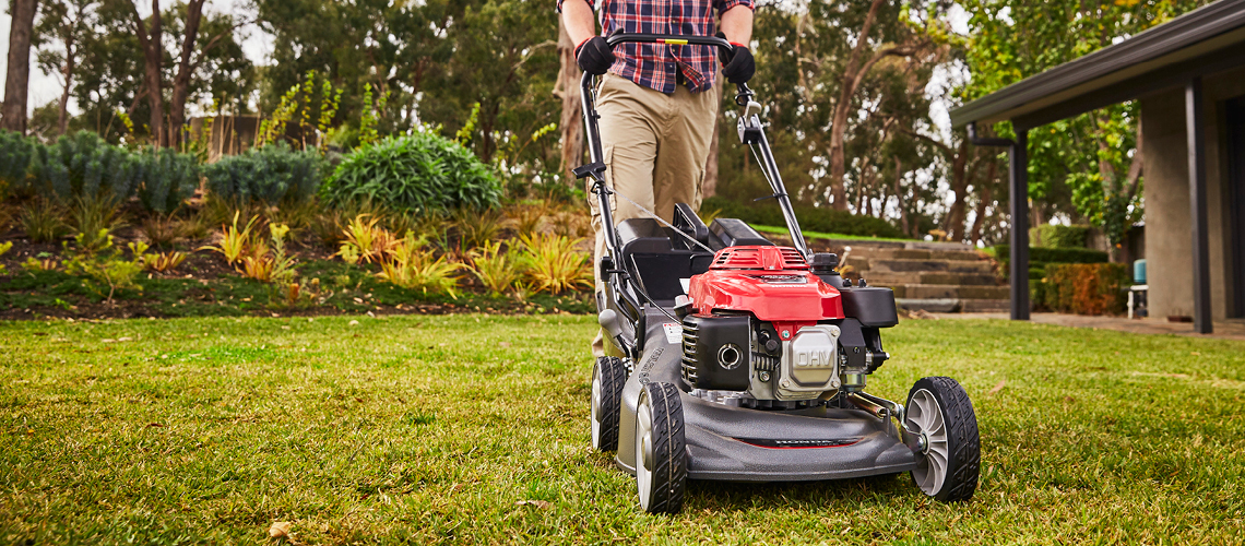 Honda_Power_Equipment_2018_Lawnmower_HRU196_Engine_Brake_hero HRU196 BUFFALO PRO-ENGINE BRAKE