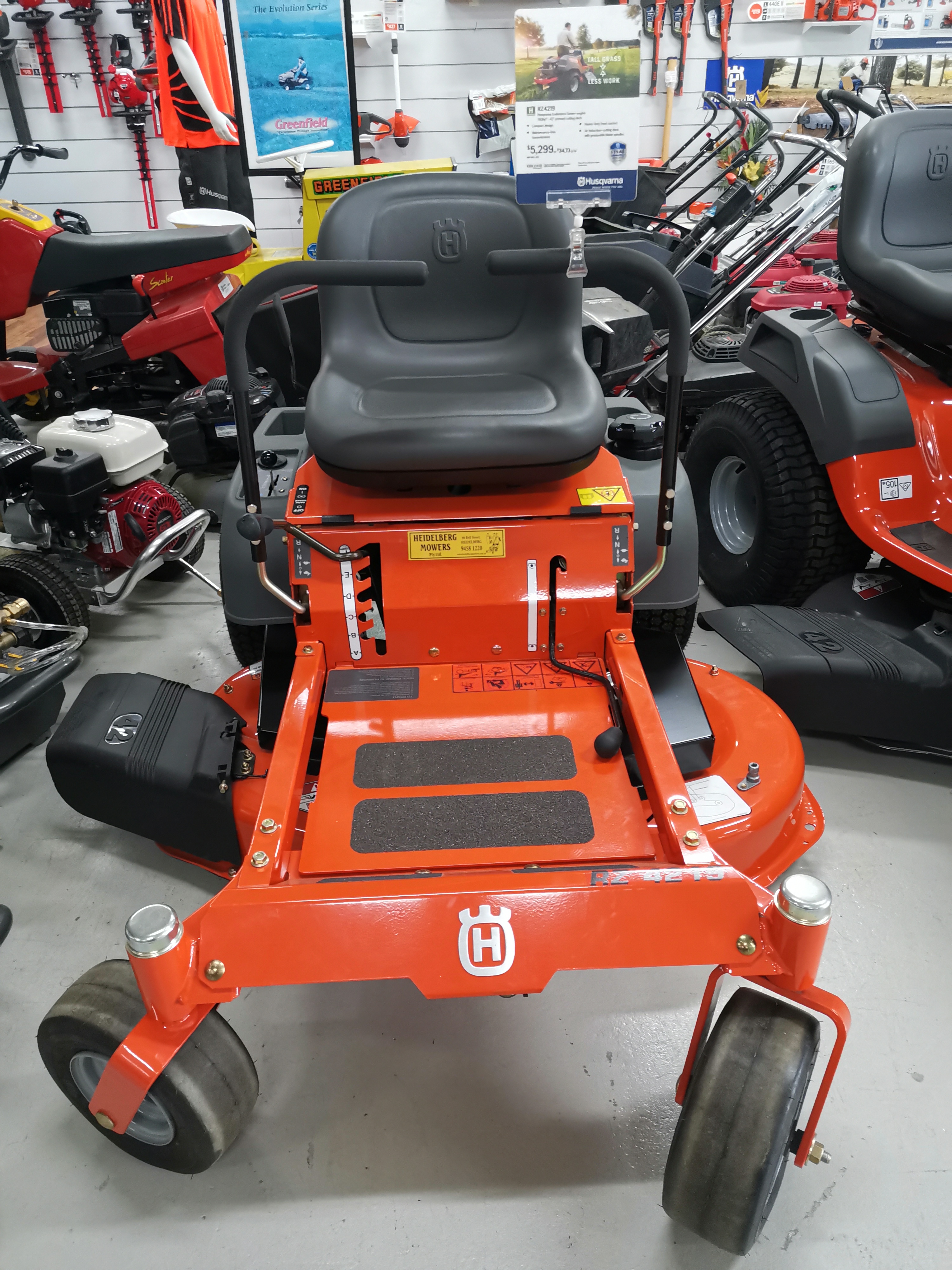 RZ4219 (2) Husqvarna Zero Turn RZ4219